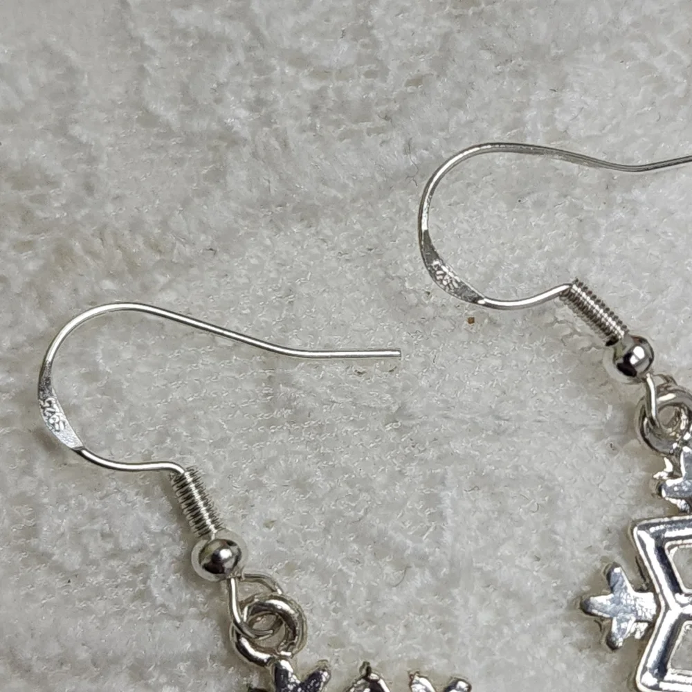 Elegant Silver Toned Dangle Drop Snowflake Hook Earrings
